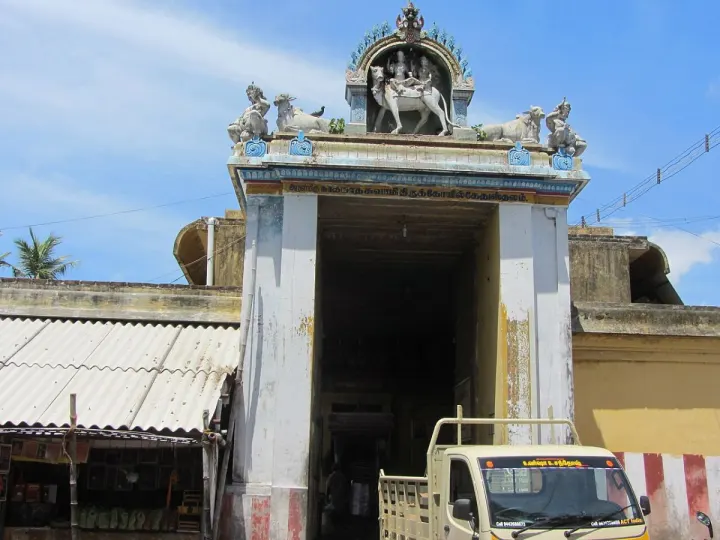 கீழப்பெரும்பள்ளம் நாகநாதசுவாமி கோயில் (கேது)